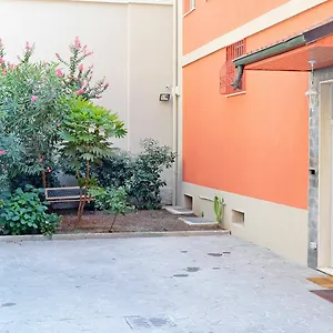 Panzió I 10 Mondi