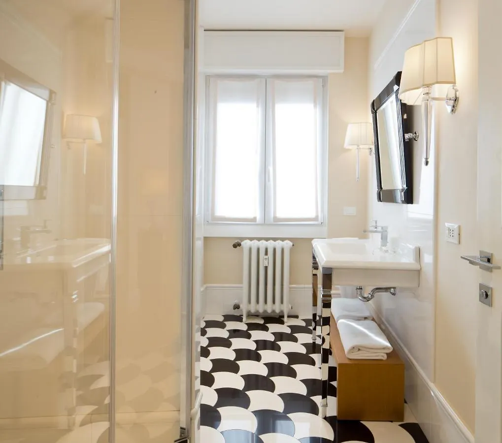 Suite Milano Duomo מילאנו