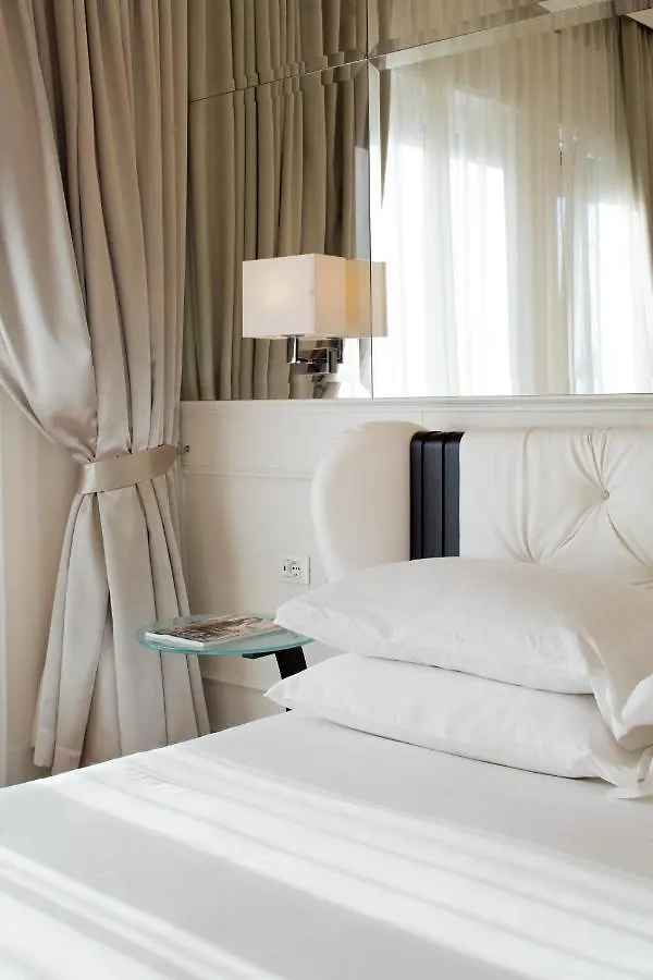 Suite Milano Duomo Pensionat